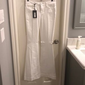 NEW WITH TAGS PAIGE BRAND FIONA MID RISE FLARE